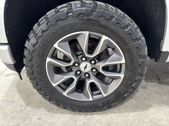 Used 2019 Chevrolet Silverado 1500 RST w/ All-Star Edition AWD/4WD image 32