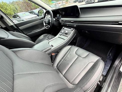 Used 2025 Hyundai Palisade SEL FWD image 30