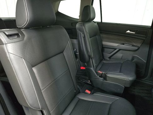 Used 2023 Volkswagen Atlas SE w/ Panoramic Sunroof Package AWD/4WD image 16