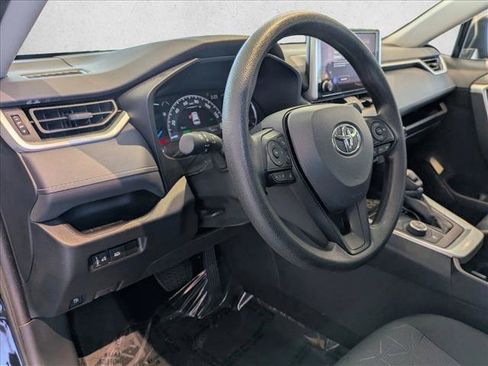 Used 2024 Toyota RAV4 AWD Hybrid image 10