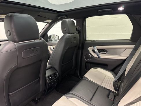 Used 2021 Land Rover Discovery Sport SE R-Dynamic image 23