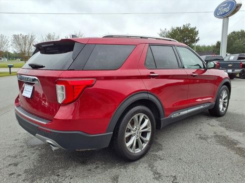 Certified 2022 Ford Explorer Limited image 2
