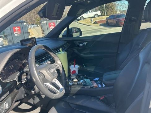 Used 2019 Audi Q7 3.0T Premium Plus w/ Premium Plus Package image 11