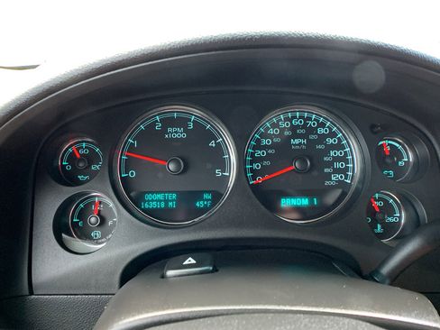 Used 2013 GMC Sierra 2500 Denali w/ Suspension Package, Off-Road image 17