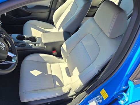 New 2026 Honda Civic Sport Touring image 9