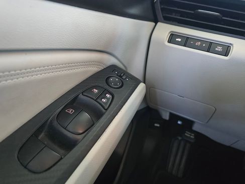 Used 2019 Nissan Altima 2.5 S FWD image 7