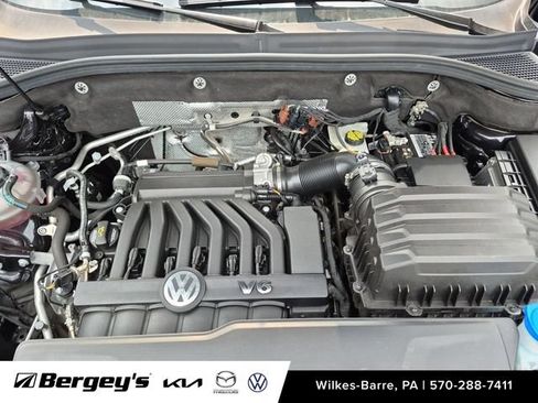 Certified 2023 Volkswagen Atlas SEL Premium AWD/4WD image 30