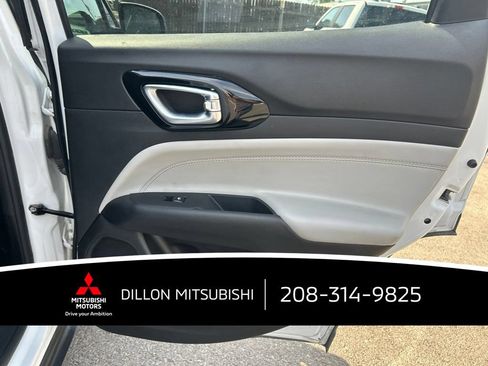Used 2025 Jeep Compass Limited AWD/4WD image 12