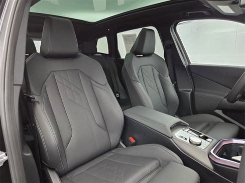 Certified 2025 BMW X3 xDrive30i w/ Convenience Package image 13