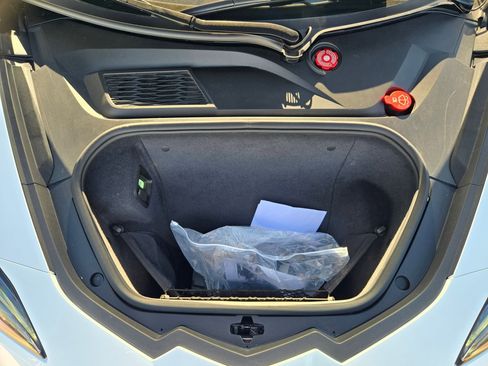 Used 2021 Chevrolet Corvette Stingray Preferred Cpe w/ Z51 Performance Package image 30