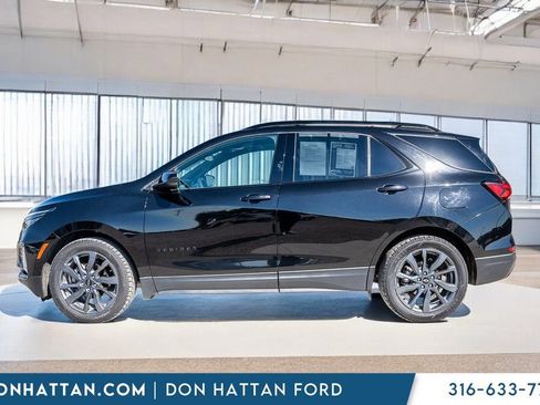 Used 2022 Chevrolet Equinox RS w/ LPO, Floor Liner Package image 2