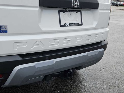 Certified 2026 Honda Passport RTL image 5