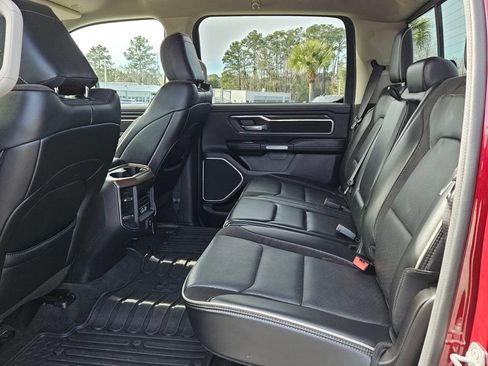 Used 2022 RAM 1500 Laramie AWD/4WD image 10