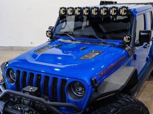 Used 2023 Jeep Gladiator Rubicon w/ LED Lighting Group AWD/4WD image 23