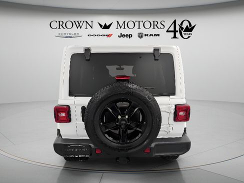 Used 2020 Jeep Wrangler Unlimited Sahara AWD/4WD image 5