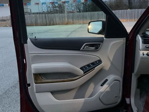 Used 2017 GMC Yukon Denali w/ Open Road Package image 16