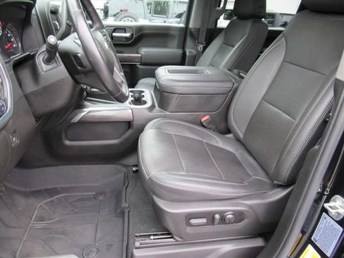 Used 2022 Chevrolet Silverado 2500 LTZ w/ LTZ Plus Package image 19