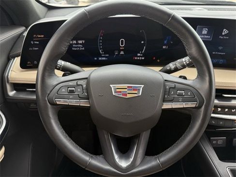 Used 2024 Cadillac XT4 Premium Luxury image 13