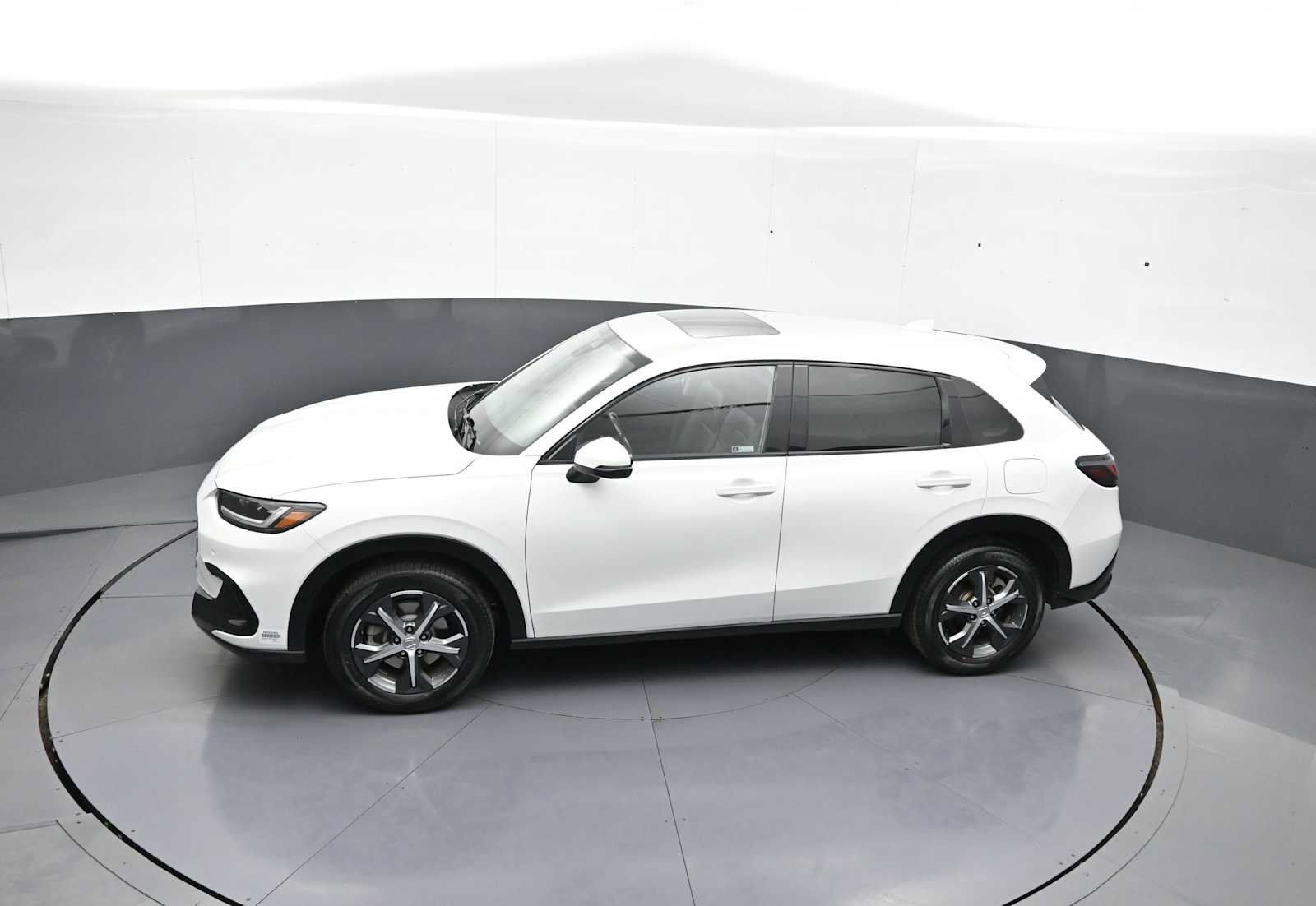 Certified 2023 Honda HR-V EX-L image 38