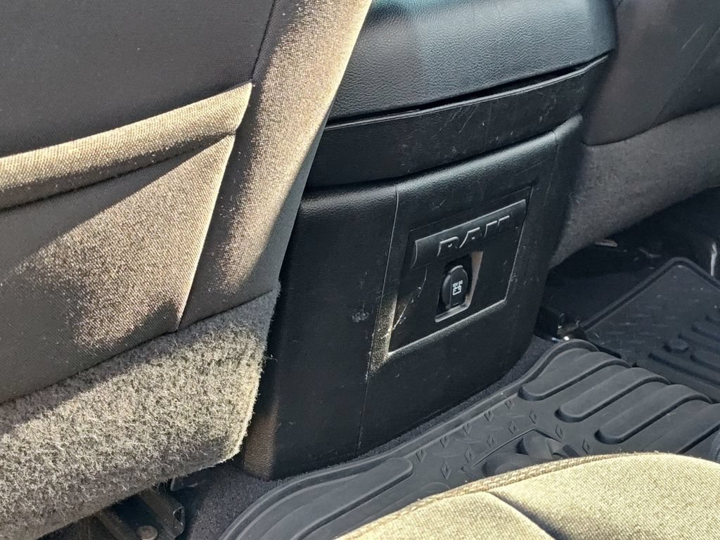 Used 2021 RAM 1500 Warlock w/ Luxury Group AWD/4WD image 26