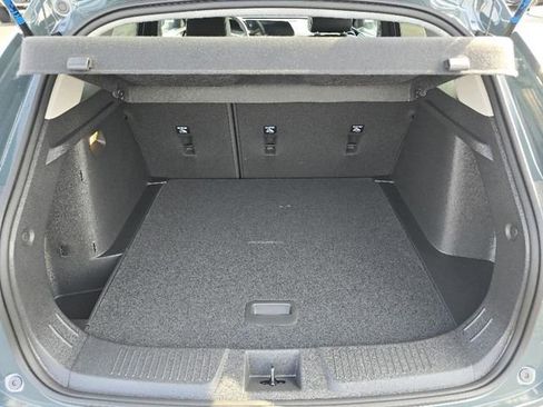 Certified 2025 Chevrolet Trax LT w/ Driver Confidence Package image 19