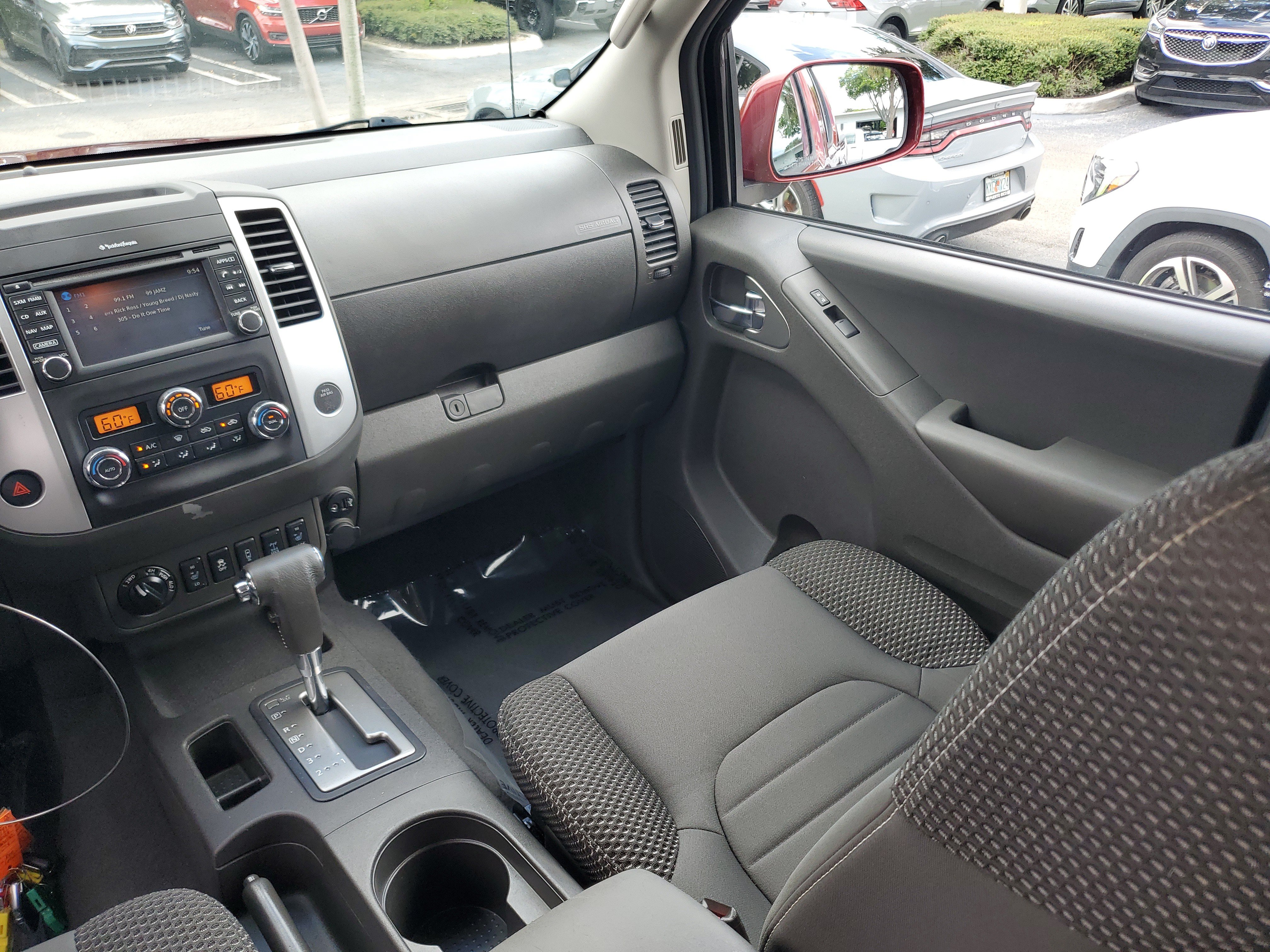 Used 2018 Nissan Frontier 4x4 Crew Cab image 17