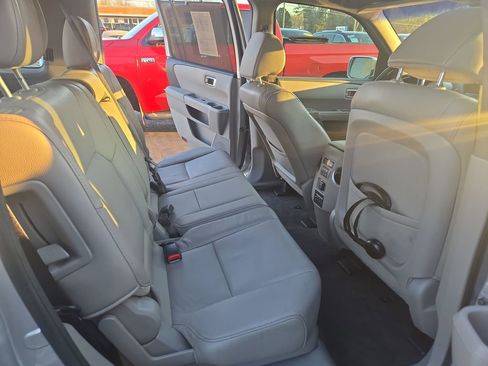Used 2012 Honda Pilot Touring image 24