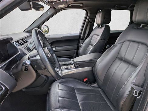 Used 2020 Land Rover Range Rover Sport HSE image 7