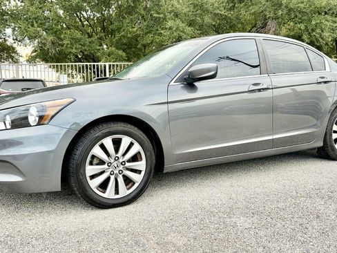 Used 2012 Honda Accord EX image 1