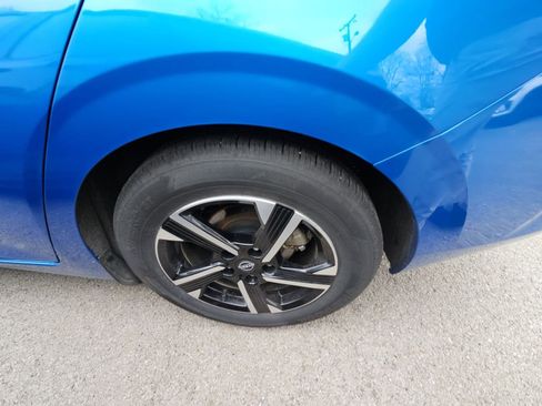 Used 2025 Nissan Sentra SV image 8