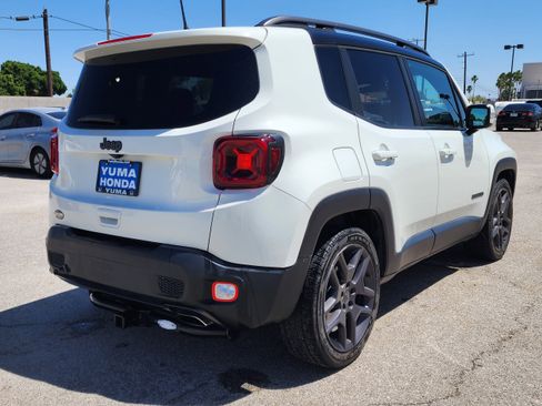 Used 2020 Jeep Renegade Altitude FWD image 5