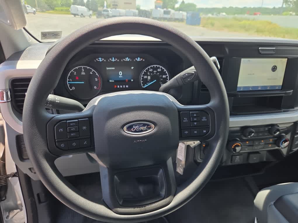 New 2025 Ford F350 XL w/ XL Chrome Package AWD/4WD image 27