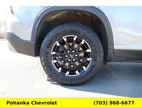 Certified 2025 Chevrolet Traverse Z71 image 32