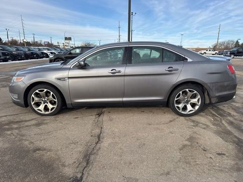 Used 2012 Ford Taurus SHO image 6