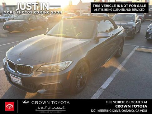 Used 2016 BMW M235i Convertible RWD image 1