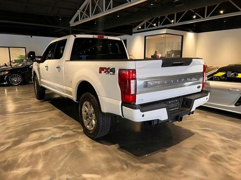 Used 2020 Ford F250 Platinum image 3