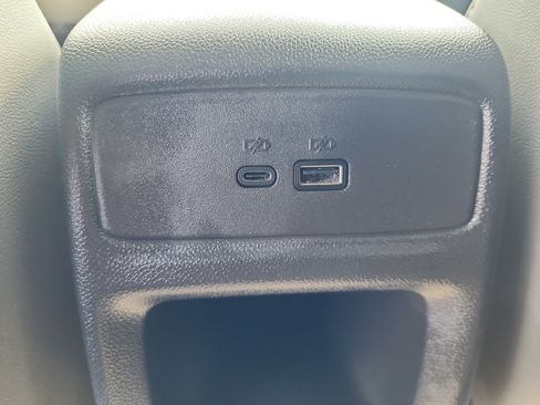Used 2024 Chevrolet Trax ACTIV FWD image 25