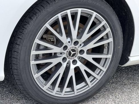 Used 2025 Mercedes-Benz CLA 250 image 13