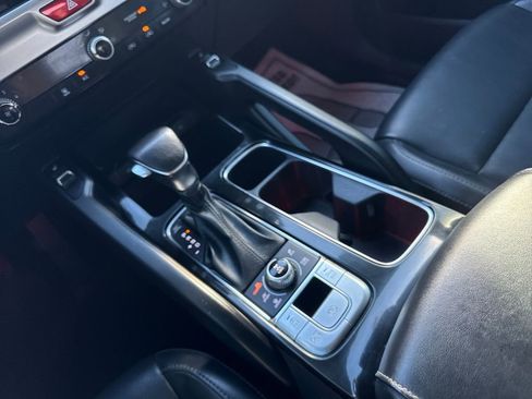 Used 2020 Kia Telluride S AWD/4WD image 18
