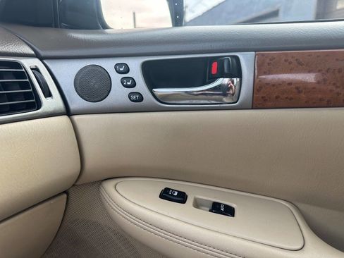 Used 2005 Lexus ES 330 image 15