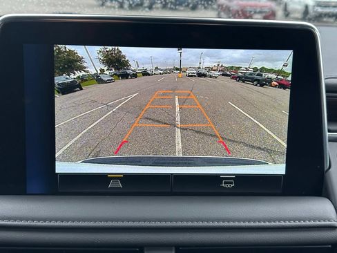Certified 2023 Chevrolet Suburban Z71 AWD/4WD image 27