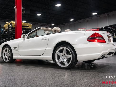Used 2009 Mercedes-Benz SL 550 image 3