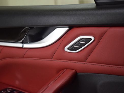 Certified 2022 Maserati Levante Modena AWD/4WD image 37