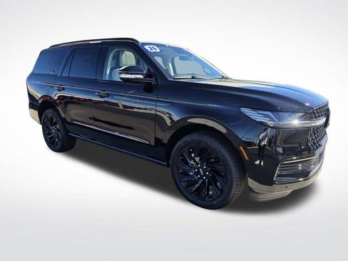 New 2026 Lincoln Navigator Reserve w/ Jet Appearance Package image 1