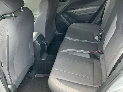 Used 2025 Subaru Crosstrek 2.5i Premium AWD/4WD image 10