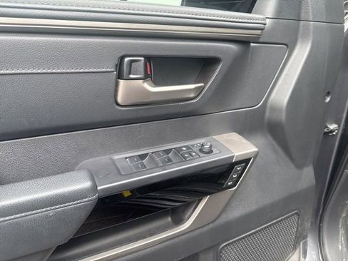 Used 2024 Toyota Tundra Limited image 18