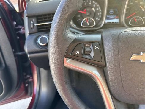 Used 2015 Chevrolet Malibu LT w/ Power Convenience Package image 22