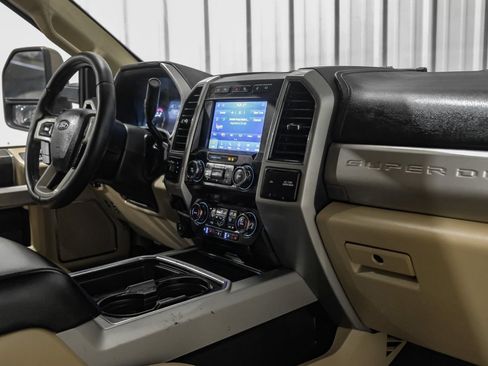 Used 2020 Ford F250 Lariat w/ Tremor Off-Road Package AWD/4WD image 12