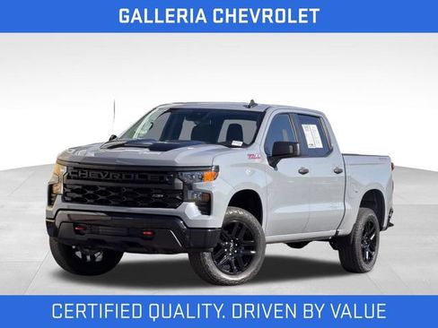 Used 2024 Chevrolet Silverado 1500 Custom Trail Boss AWD/4WD image 2