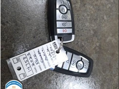 Used 2023 Ford Escape Active image 9